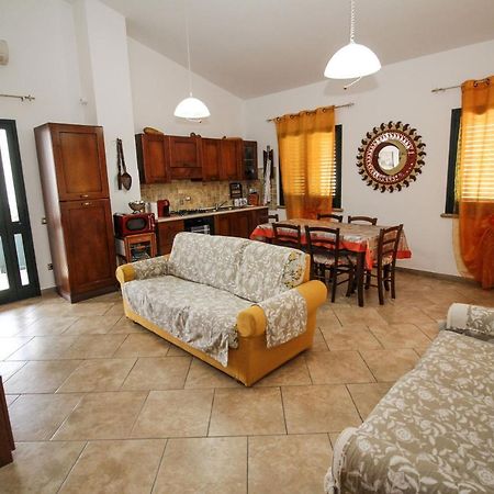 Apartamento Casa Di Fabia SantʼAntìoco Exterior foto